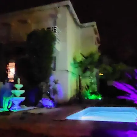 Villa At Location