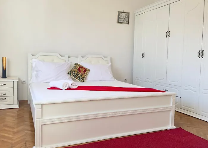 Villa At Location Split